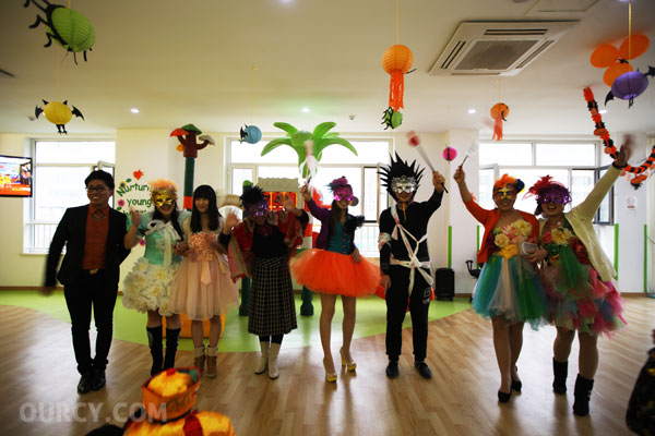 С�̱��׶�԰��ʦ������ʥ�ڽ�Ŀ