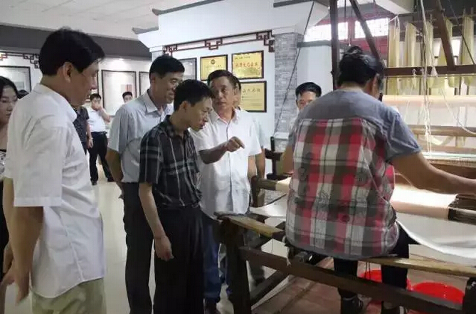 �й�ú���Ĺ��ſ�����ιۿ������˿���Ļ�