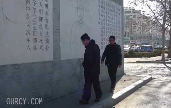 ���� �Ƹ� Ŀ��